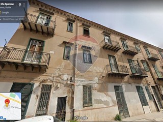 Casa Indipendente in Vendita a Palermo, 250'000€, 720 m²