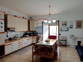 Quadrilocale in Vendita a Valderice, 110'000€, 133 m²