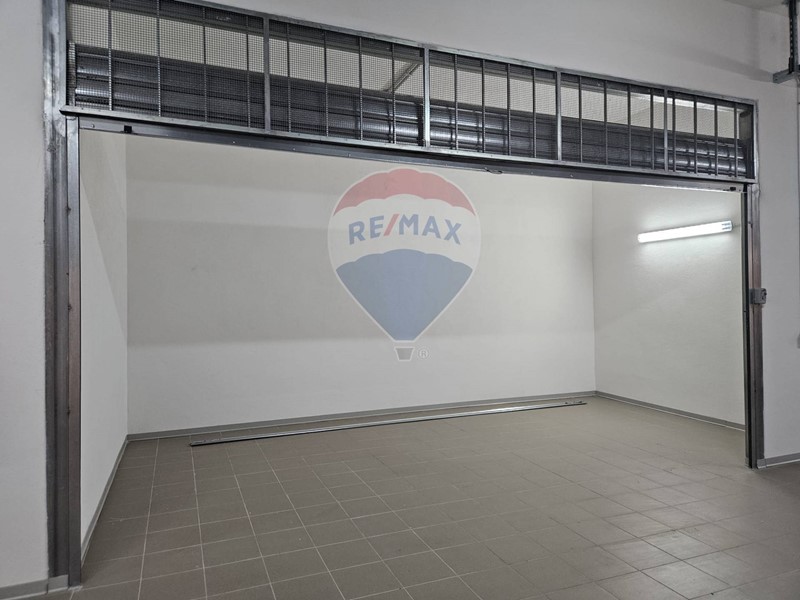 Box in Vendita a Palermo, 40'000€, 18 m²