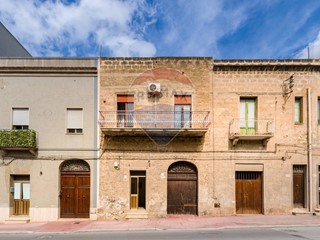 Casa Indipendente in Vendita a Erice, 57'000&euro;, 150 m²