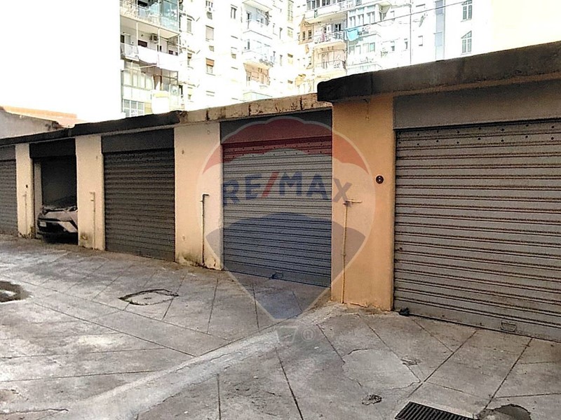 Box in Affitto a Palermo, 230€, 12 m²