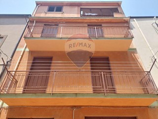 Trilocale in Vendita a Lercara Friddi, 49'000€, 85 m²