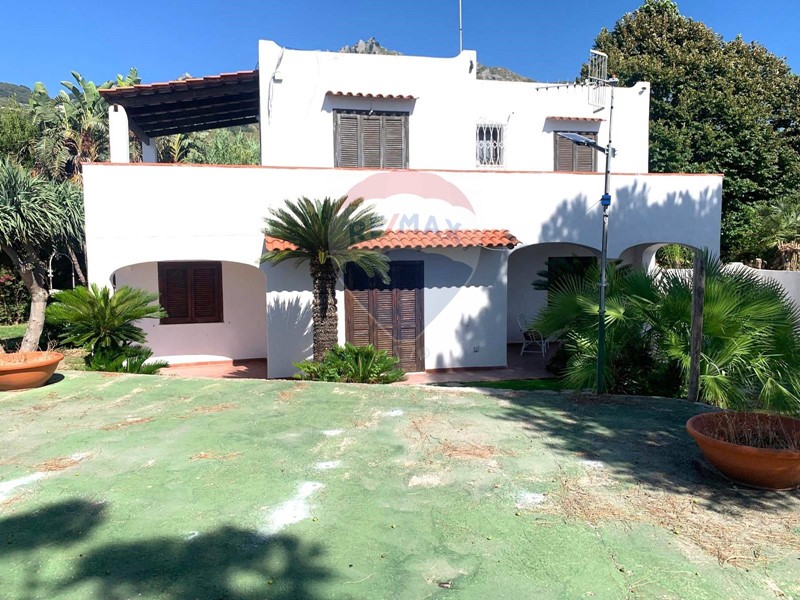 Appartamento in Vendita a Forio, 590'000€, 170 m²