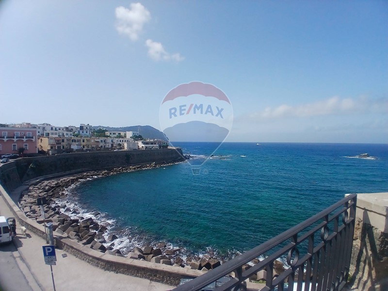 Bilocale in Vendita a Forio, 168'000€, 55 m²
