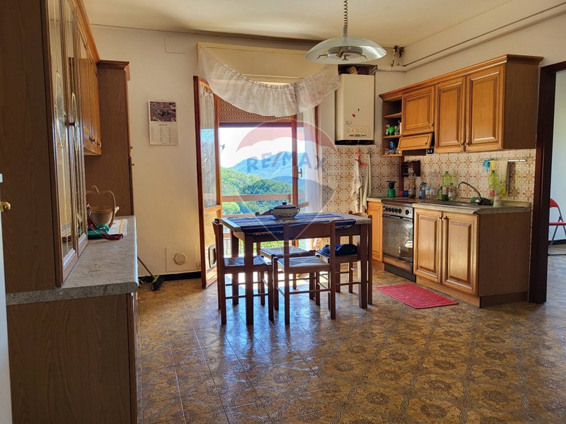 Quadrilocale in Vendita a Moconesi, 48'000€, 60 m²