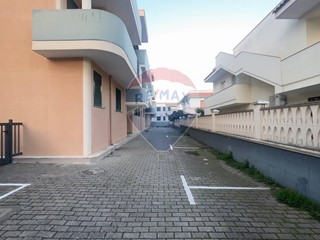 Quadrilocale in Vendita a Ginosa, 160'000€, 180 m²