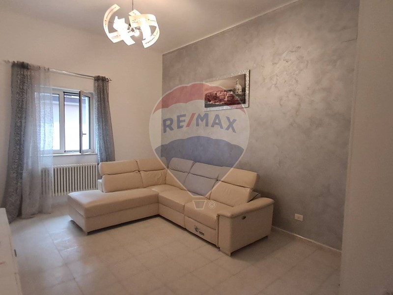 Quadrilocale in Vendita a Laterza, 105'000€, 80 m²