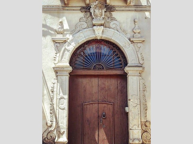 Casa Semi Indipendente in Vendita a Grassano, 249'000€, 737 m²