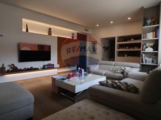 Casa Semi Indipendente in Vendita a Matera, 232 m²