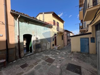 Casa Semi Indipendente in Vendita a Accettura, 20'000€, 30 m²