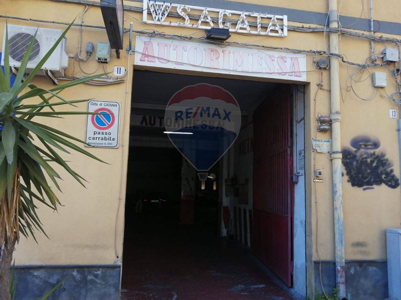Box in Vendita a Catania, 760'000€, 1170 m²