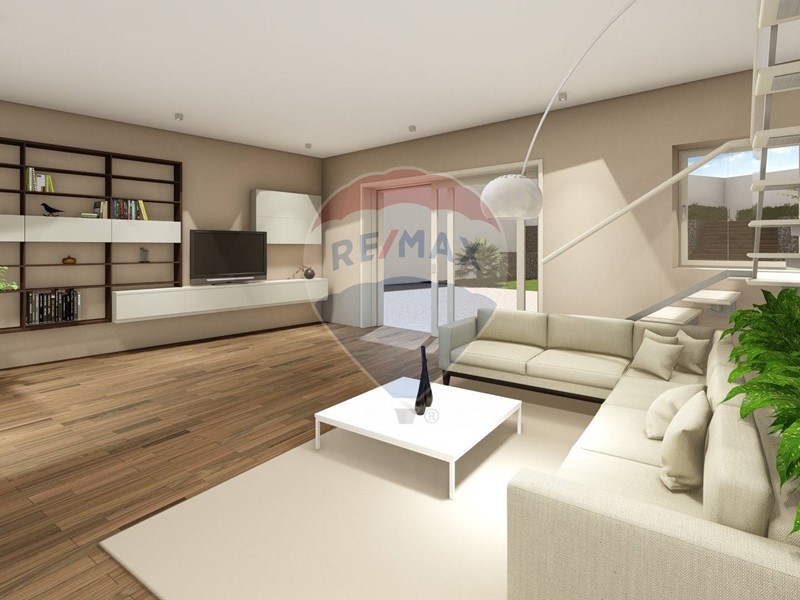 Villa in Vendita a Zafferana Etnea, 125'000&euro;, 265 m²