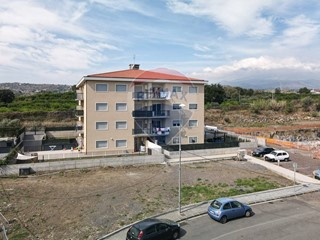 Quadrilocale in Vendita a Acireale, 155'000€, 90 m²