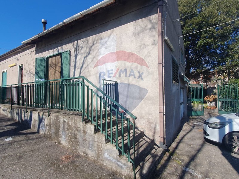 Casa Indipendente in Vendita a Ragalna, 99'000&euro;, 120 m²