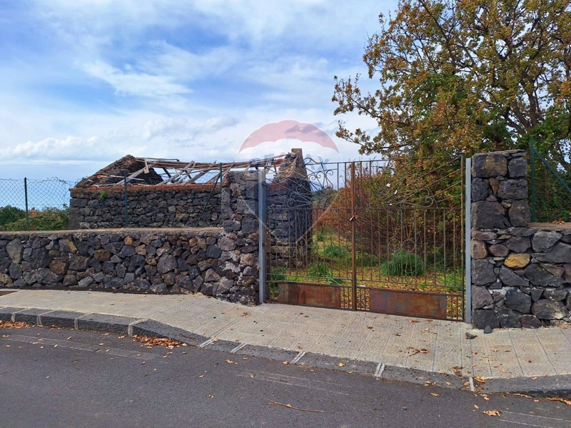 Terreno agricolo in Vendita a Mascalucia, 320'000€, 42000 m²