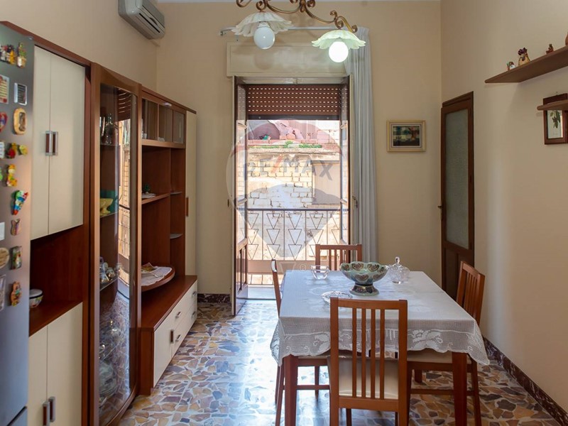 Quadrilocale in Vendita a Lentini, 49'000€, 80 m²