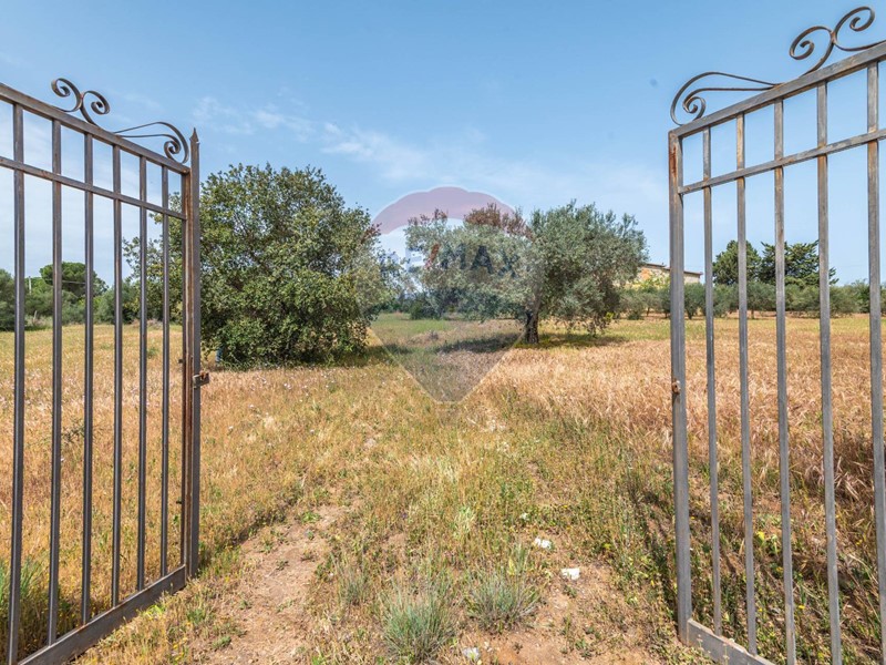 Casa Indipendente in Vendita a Caltagirone, 35'000€, 150 m²