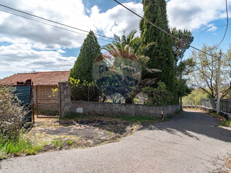 Villa in Vendita a Pedara, 45'000€, 60 m²