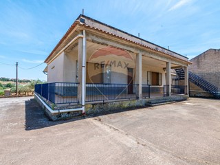 Villa in Vendita a Grammichele, 174'000€, 112 m²