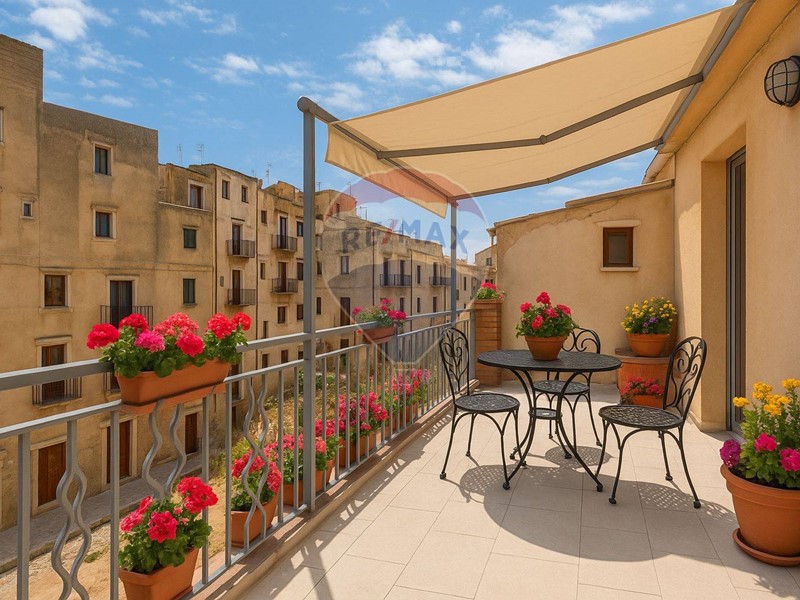 Quadrilocale in Vendita a Caltagirone, 26'000€, 85 m²