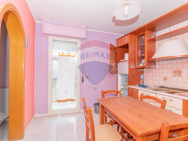 Quadrilocale in Vendita a Caltagirone, 24'000€, 90 m²