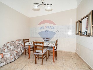 Bilocale in Vendita a Catania, 29'000&euro;, 48 m²