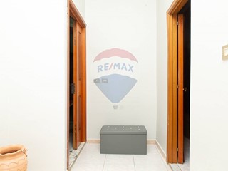 Appartamento in Vendita a Paternò, 75'000€, 136 m²