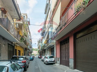 Bilocale in Vendita a Paternò, 40'000€, 72 m²