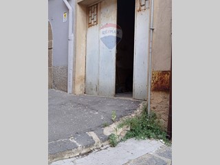 Bilocale in Vendita a Caltagirone, 15'000€, 40 m²