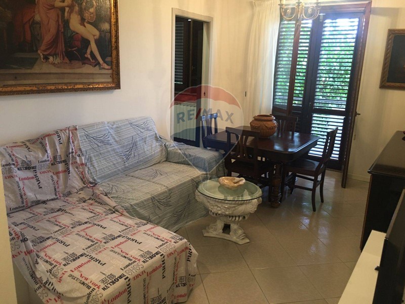 Appartamento in Vendita a Mascali, 79'000€, 100 m²
