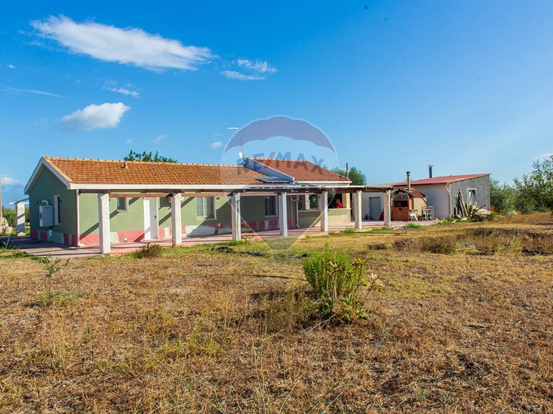 Villa in Vendita a Melilli, 149'000€, 140 m²