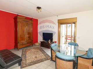 Appartamento in Vendita a Aci Castello, 89'000€, 93 m²