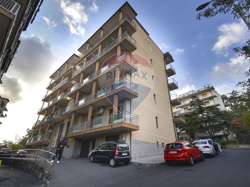 Quadrilocale in Vendita a Catania, 210'000&euro;, 120 m²