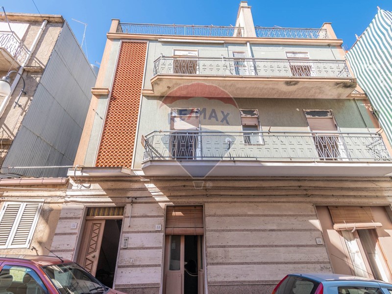Casa Semi Indipendente in Vendita a Grammichele, 65'000€, 218 m²