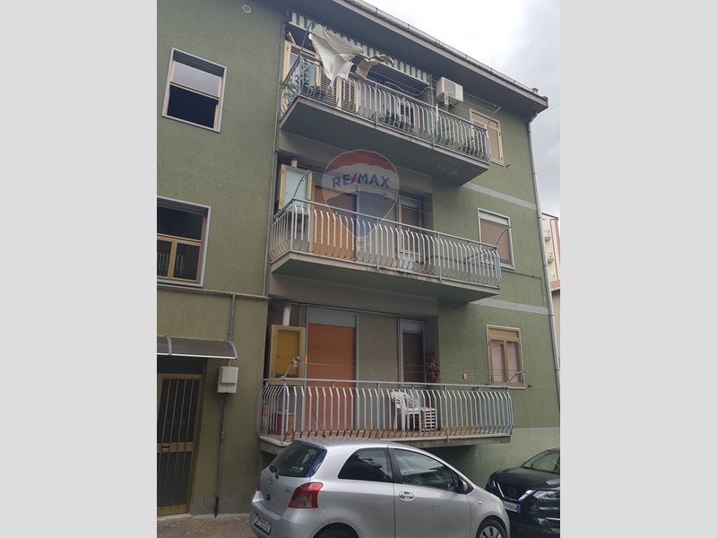 Appartamento in Vendita a Nicosia, 65'000€, 100 m²