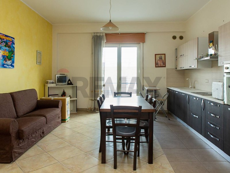 Quadrilocale in Vendita a Paternò, 75'000&euro;, 105 m²