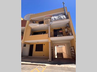 Attico in Vendita a Vittoria, 65'000€, 85 m²