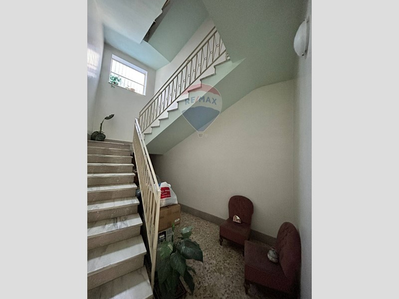 Casa Indipendente in Vendita a Aci Sant'Antonio, 150'000€, 157 m²