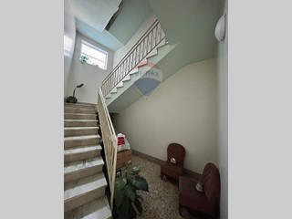 Casa Indipendente in Vendita a Aci Sant'Antonio, 150'000€, 157 m²