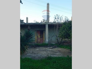 Terreno agricolo in Vendita a Caltagirone, 38'000€, 23730 m²