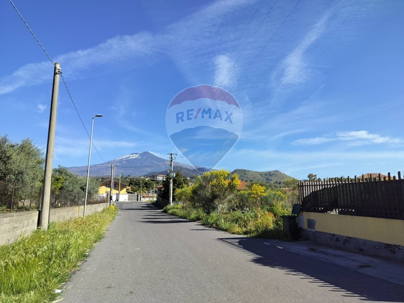Terreno edificabile in Vendita a Belpasso, 35'000&euro;, 1000 m²