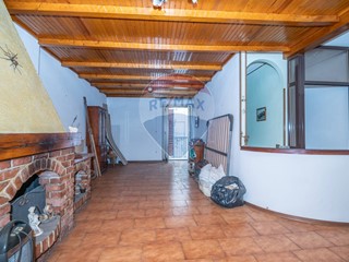 Casa Indipendente in Vendita a Caltagirone, 50'000€, 123 m²
