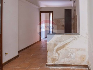 Appartamento in Vendita a Paternò, 59'000€, 130 m²