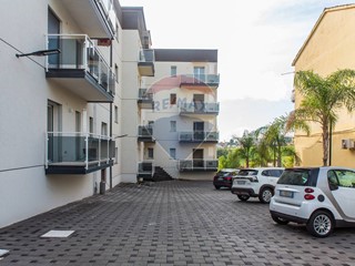 Quadrilocale in Vendita a Catania, 175'000&euro;, 105 m²
