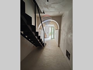 Casa Indipendente in Vendita a Ragusa, 172'000&euro;, 130 m²