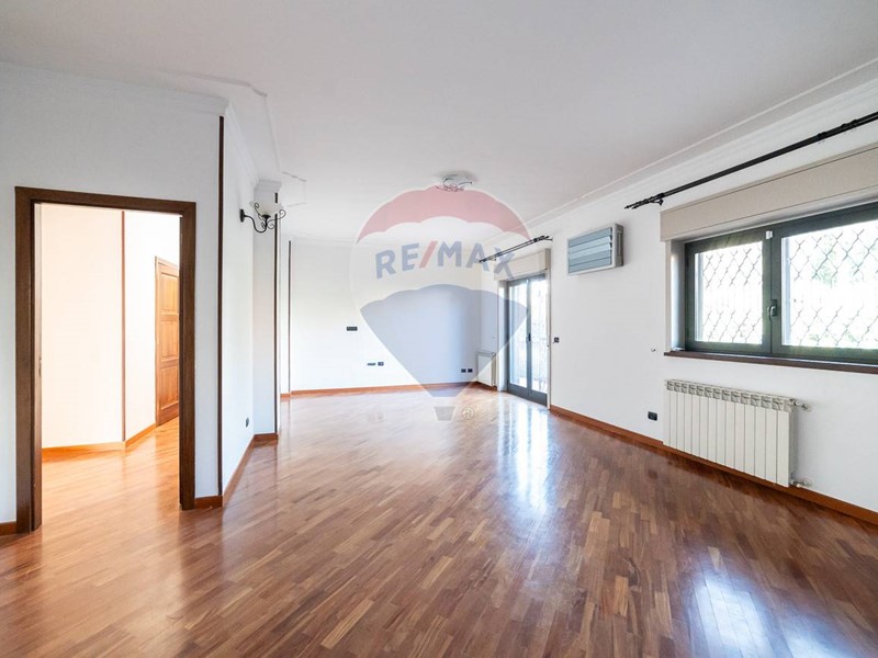 Villetta a schiera in Vendita a Catania, 399'000&euro;, 193 m²