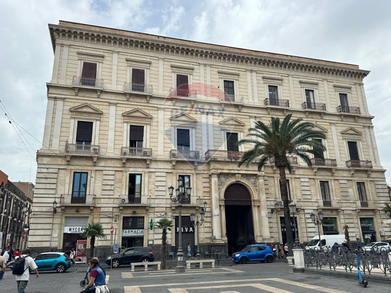 Attività commerciale in Vendita a Catania, 90'000&euro;, 160 m²
