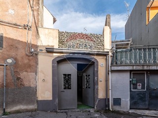 Casa Indipendente in Vendita a Trecastagni, 79'000€, 87 m²