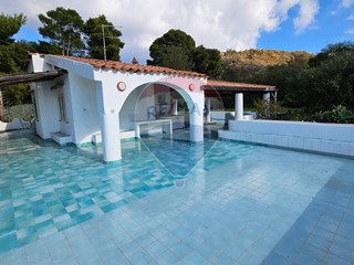 Villa in Vendita a Lipari, 535'000€, 80 m²