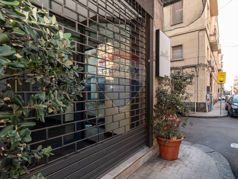 Immobile commerciale in Vendita a Catania, 295'000&euro;, 180 m²